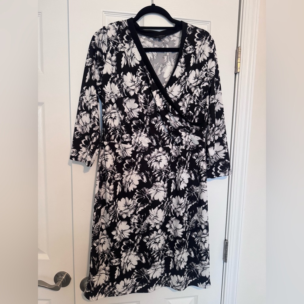 The Limited Black and White Floral Long Sleeve Dress
